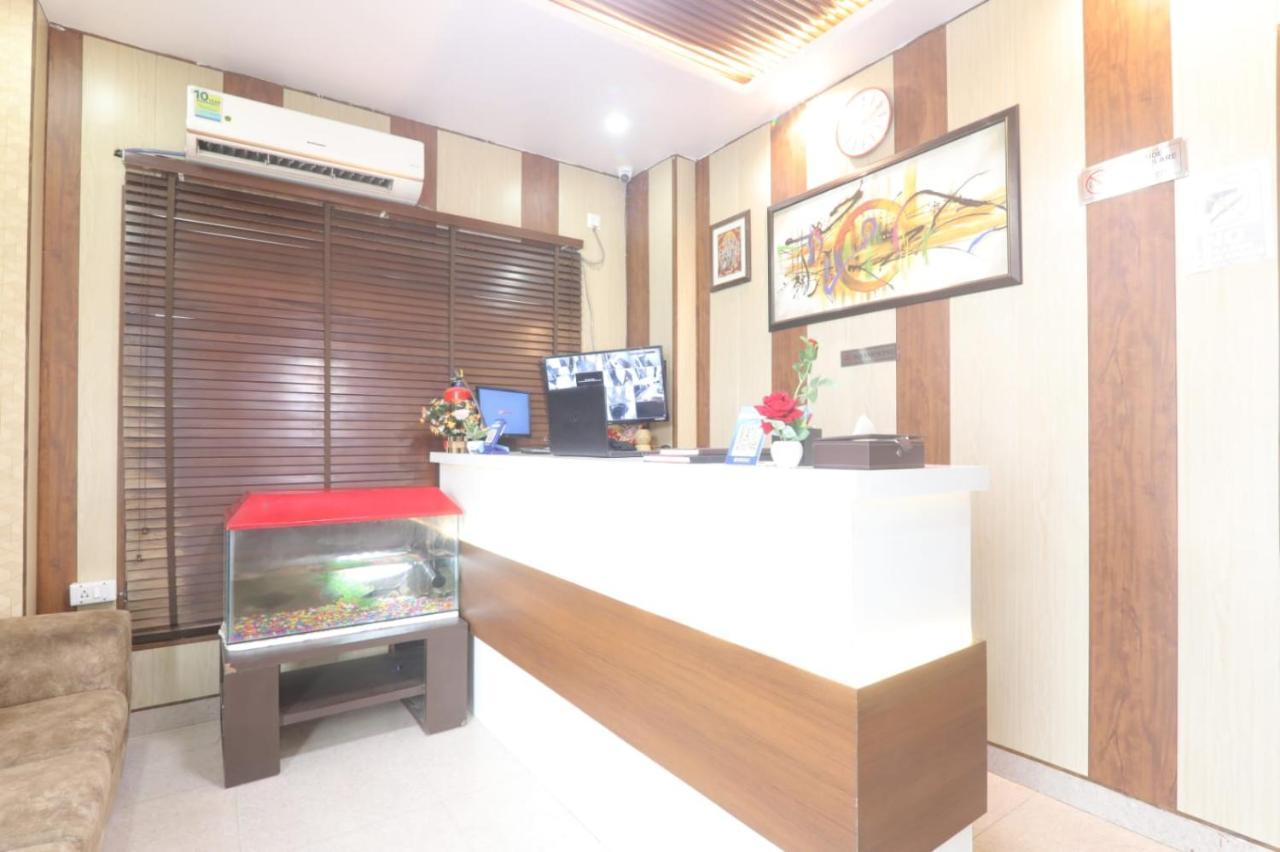 Icyhotels Hl Inn Chinhat Exterior photo