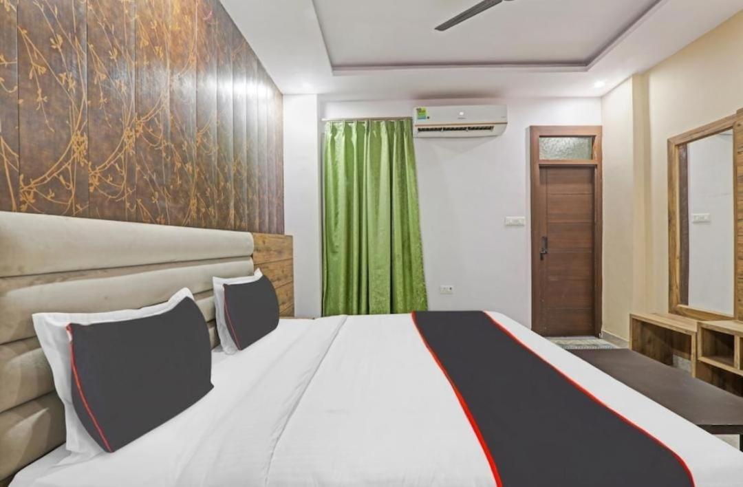 Icyhotels Hl Inn Chinhat Exterior photo